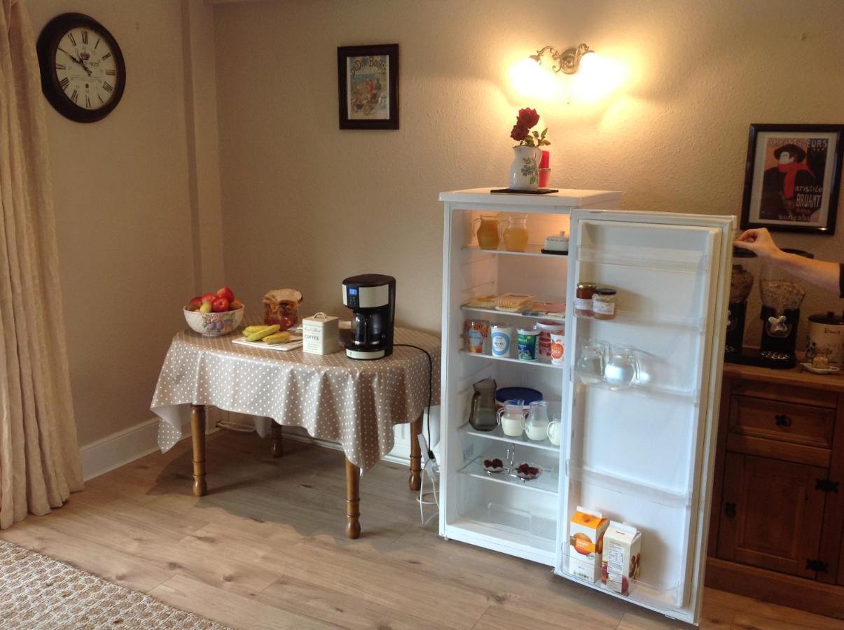 Villa St.John B&B Атлоун Екстериор снимка