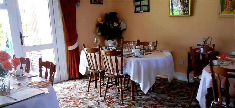 Villa St.John B&B Атлоун Екстериор снимка